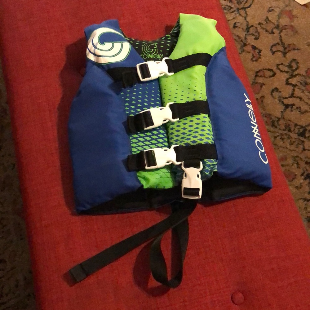 COPY - Child life preserver Connelly 30-50lbs